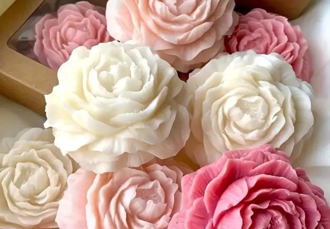 White Rose Candle!