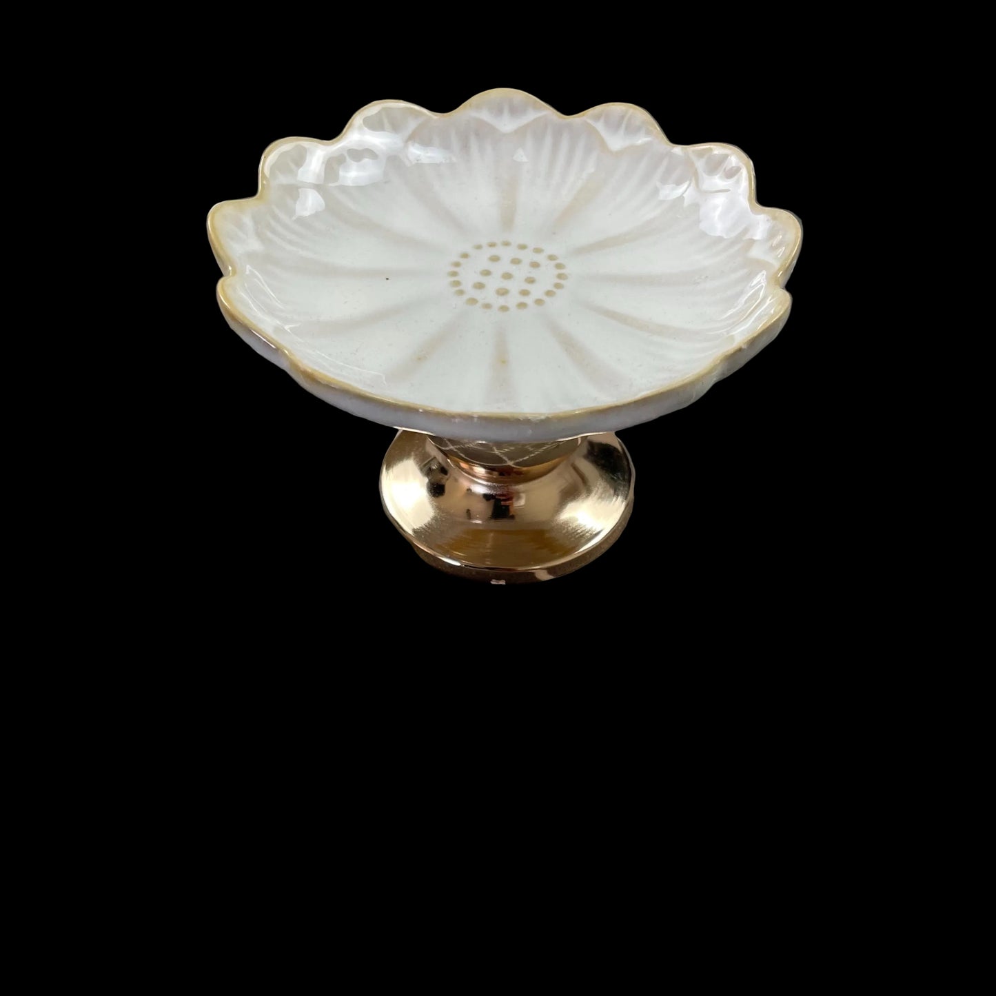 white ceramic flower-shaped dish stands with gold bases